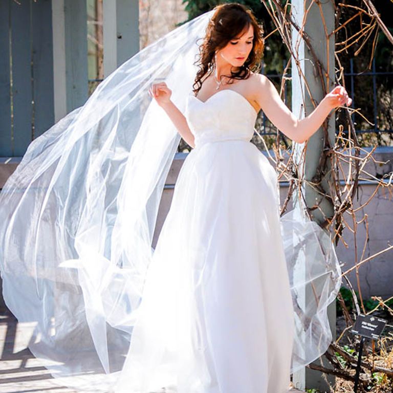 The Wedding Seamstress