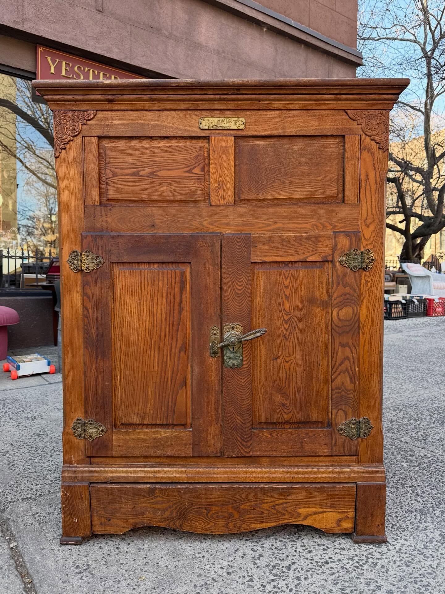 Yesterday's News Antiques and Collectibles